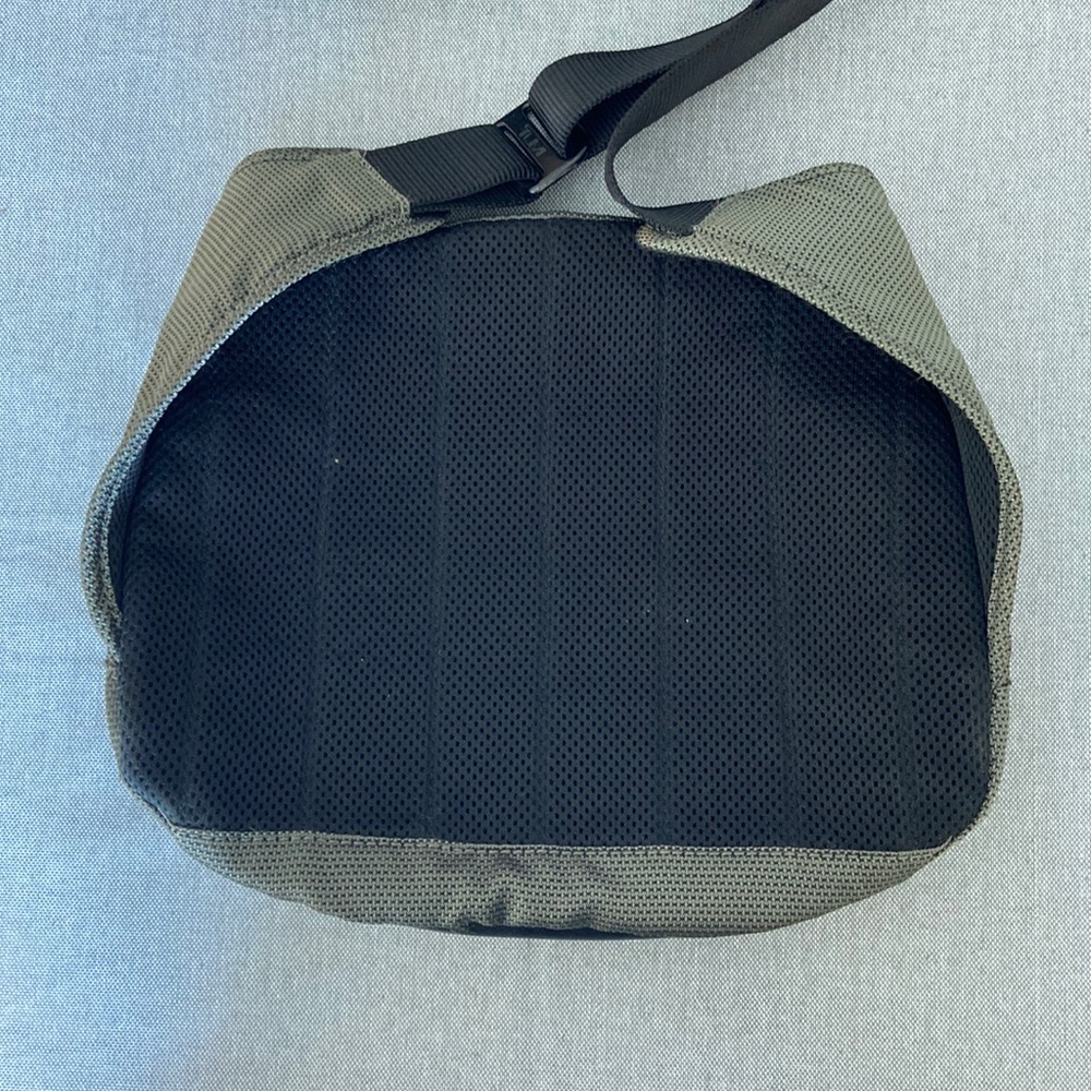Tumi Side Bag - image 4